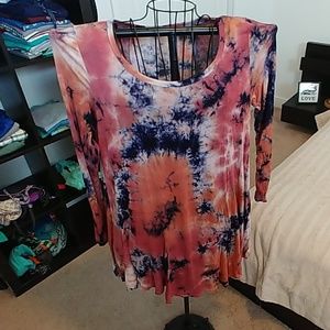 Maroon and navy tie dye long sleeve shirt